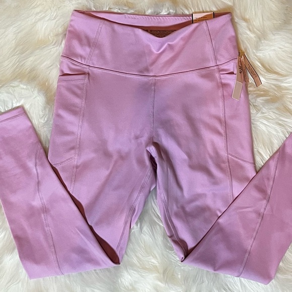 Victoria's Secret Flow On Point Leggings - Picture 3 of 11